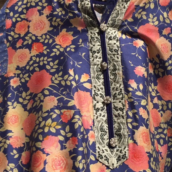 Floral kurti tunic - Picture 3 of 4